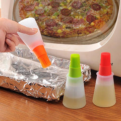 Portable Silicone Oil Bottle with Brush | Grill Oil Brushes for Kitchen Baking BBQ Tool Kitchen Tools for BBQ (Random color)