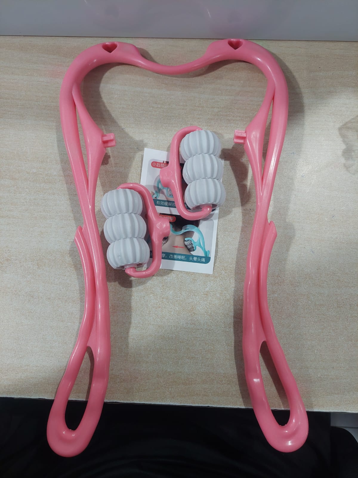 Manual Neck Massager For Cervical pain, deep Tissue | Handheld Massager Tool for Legs Waist Neck and Shoulder (Random color)