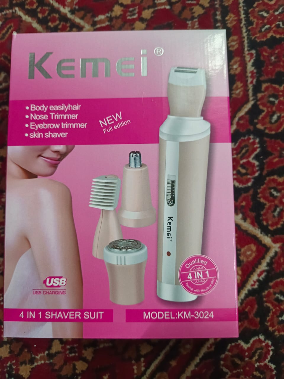 Kemei 4 in 1 Rechargeable Hair Remover Shaver Ladies epilator - KM-3024 (Random color)